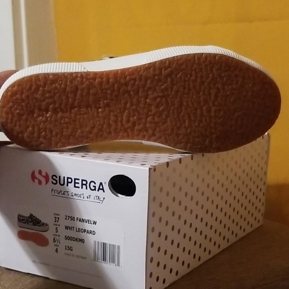 NIB Superga shoes - Picture 6 of 8
